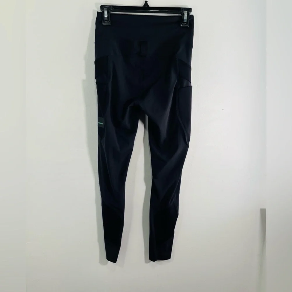 Lululemon Black Cargo Super-High-Rise Hiking Tight 25" Leggings Size 6 - Picture 12 of 12
